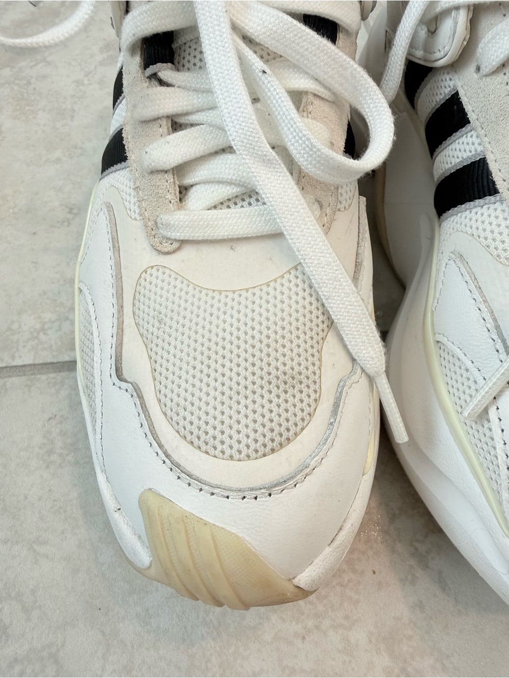 Super Chunk Women’s Adidas Magmur Runner Sneakers - Picture 4 of 9